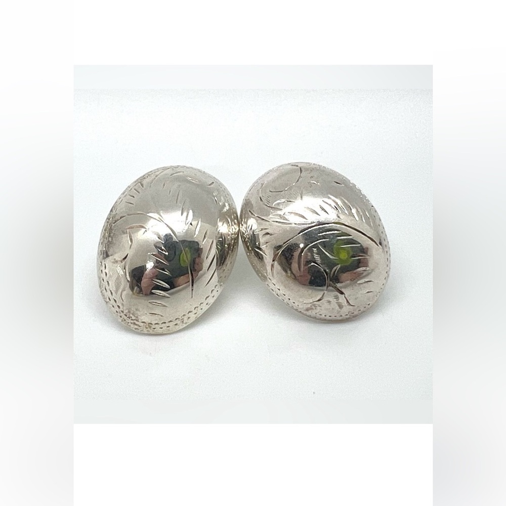 Vintage 90’s 925 Sterling Etched Puff Dome Earrings